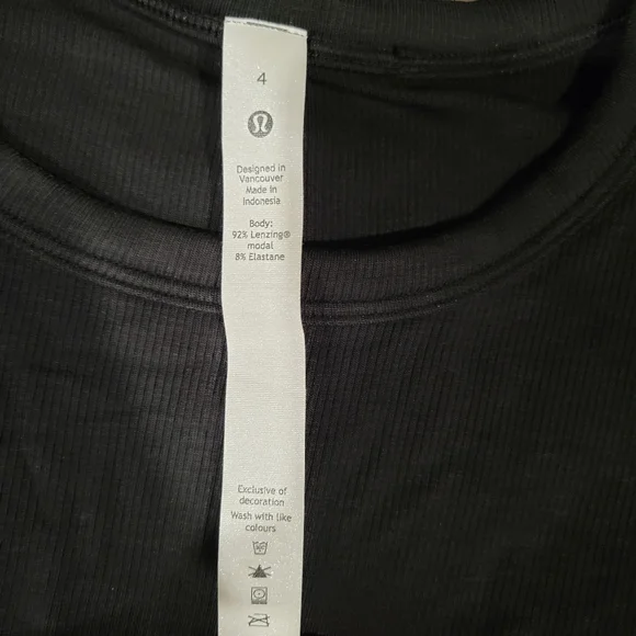 SOLD-Lululemon Hold Tight Long Sleeve Shirt SZ 4 - Picture 4 of 6
